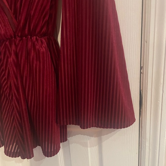 Sage burgundy Red Velvet Detail Romper | Women’s small - Picture 5 of 5
